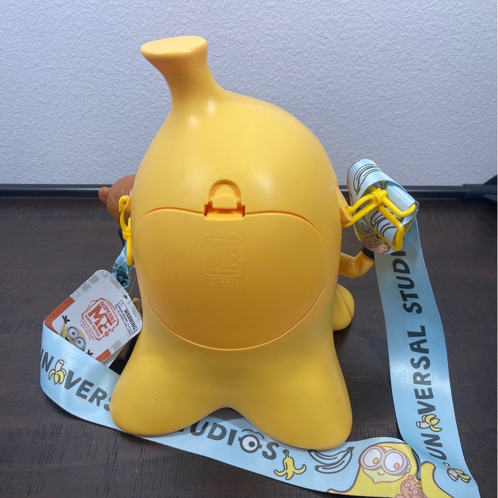Universal Studios Minion Bob Banana Popcorn Bucket with Tim Bear Lanyard USJ NEW - Picture 3 of 3